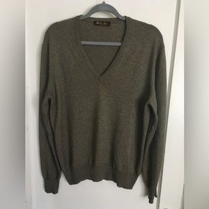 Loro Piana Cashmere and Silk V-Neck Sweater Unisex~ Near Mint Condition